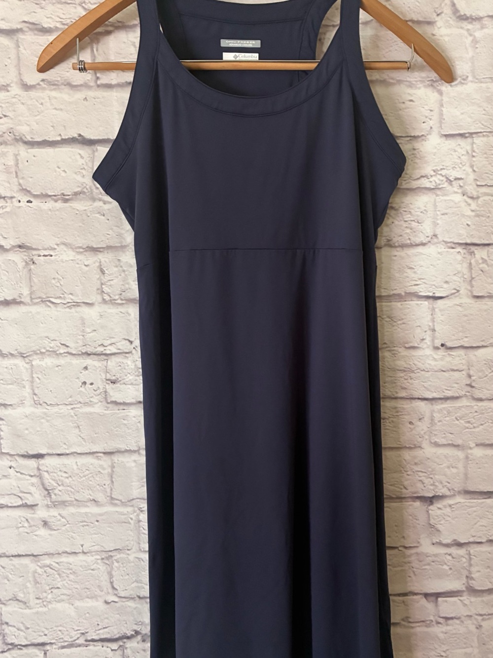Columbia Women's Omni-Freeze Navy Sleeveless Scoop Neck Dress - Large